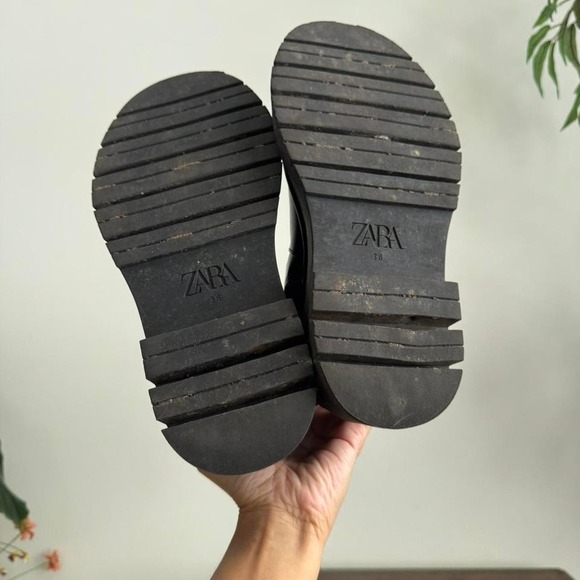 Zara Knee High Black Boot Faux Leather Vegan Size 36 / US 6 - Picture 5 of 5